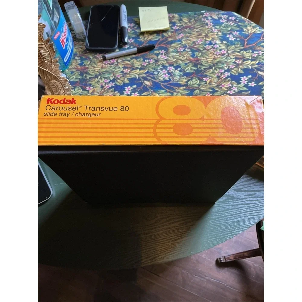VTG Kodak Carousel Transvue 80 Slide Tray Projector Original Box w/ Manual
